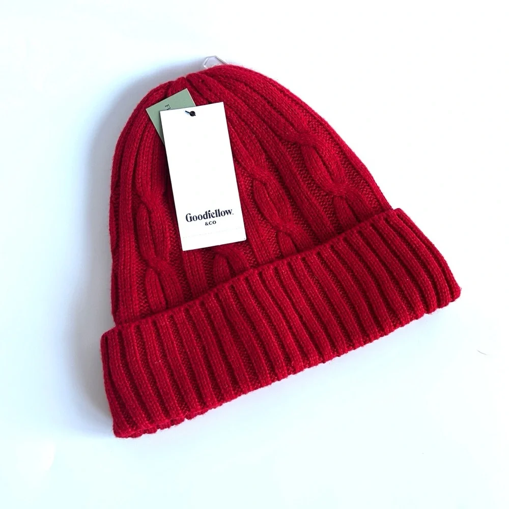 Goodfellow & Co Deep Red Fleece-Lined Cable Knit Beanie Winter Hat